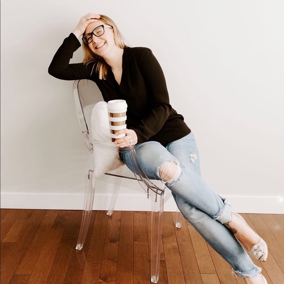 Meet your Posher, Melanie - Picture 1 of 1